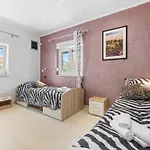 Apartment Bianco Nero - Happy *