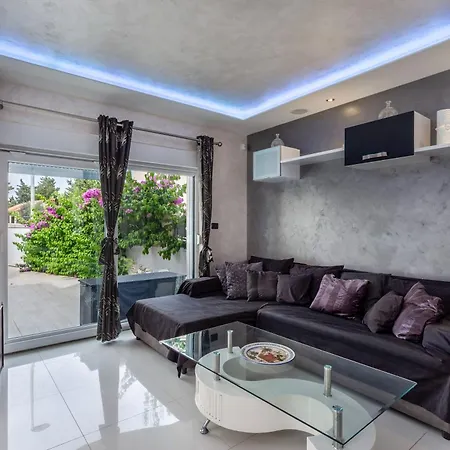 Bianco Nero - Happy *