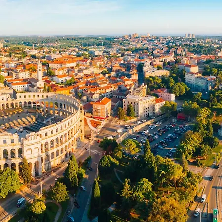 Bianco Nero - Happy Lägenhet *
