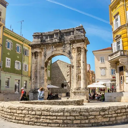 Lägenhet Bianco Nero - Happy