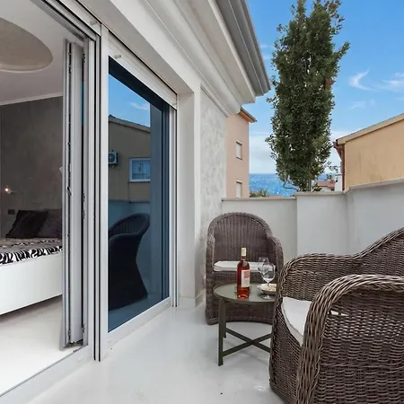 Lejlighed Bianco Nero With Pool - Happy Pula
