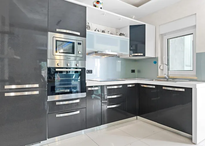 Bianco Nero - Happy * Pula