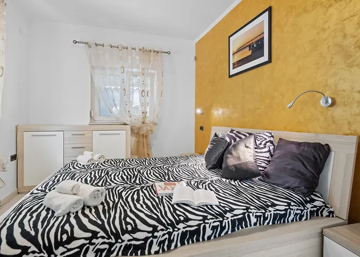 Bianco Nero - Happy Apartment