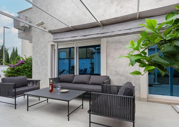 Bianco Nero - Happy Apartment *